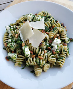 Quick Pasta with Spinach and Feta