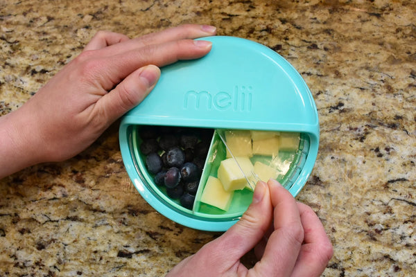 Melii Spin Snack Container - Blue/Mint