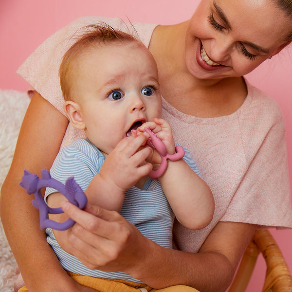 b.box Wrist Teether - Peony