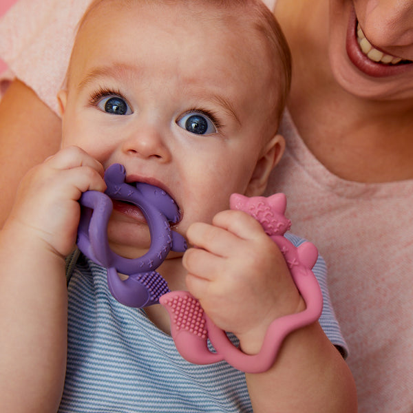 b.box Wrist Teether - Peony