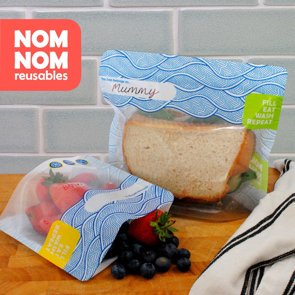 Nom-nom 4 pack WAVE snack bags in card packaging